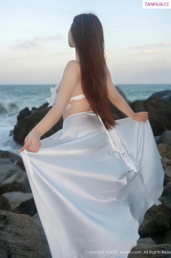   [XiuRen]高清写真图 2025.12.26 No.11164 金允希Yuki 情趣泳衣第13张图片